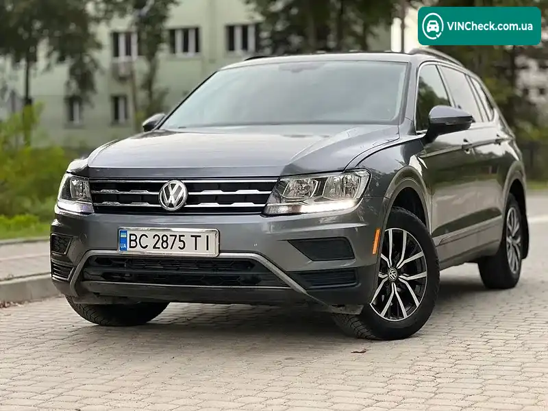 Volkswagen Tiguan 2019, фото з оголошення 2 з 20, VIN 3VV3B7AX8KM172628