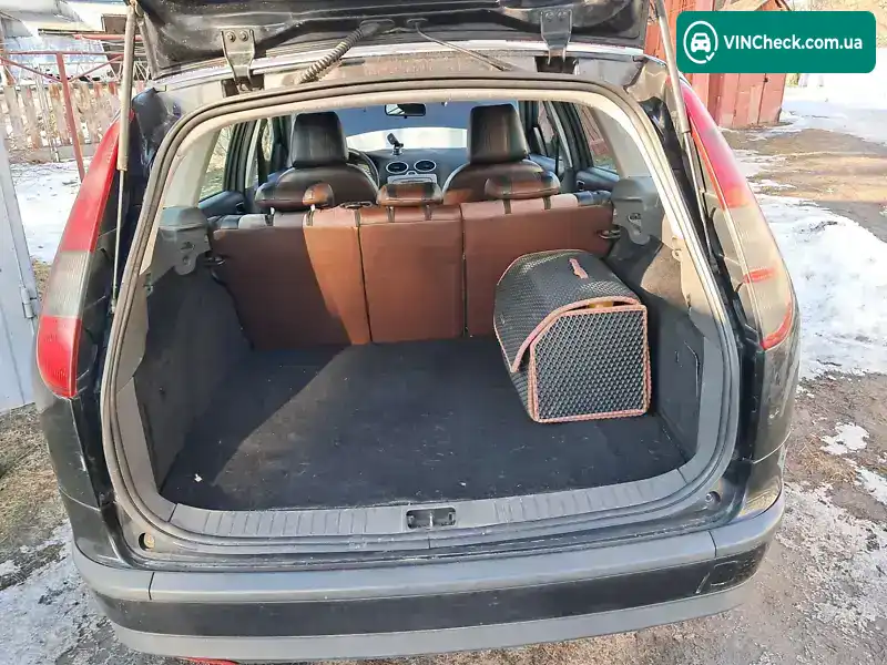 Ford Focus 2005, фото з оголошення 2 з 17, VIN WF0WXXGCDW5K68611