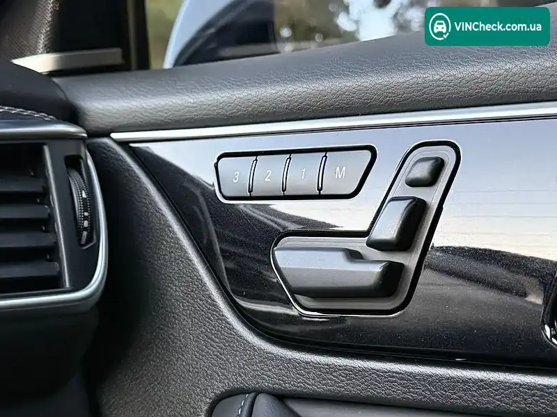 Infiniti QX30 2017, фото з оголошення 2 з 7, VIN SJKDBNH15U1040218