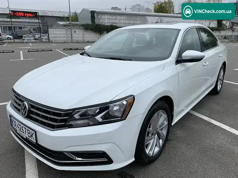 Volkswagen Passat 2017, фото з оголошення 1 з 20, VIN 1VWBA7A30JC008460