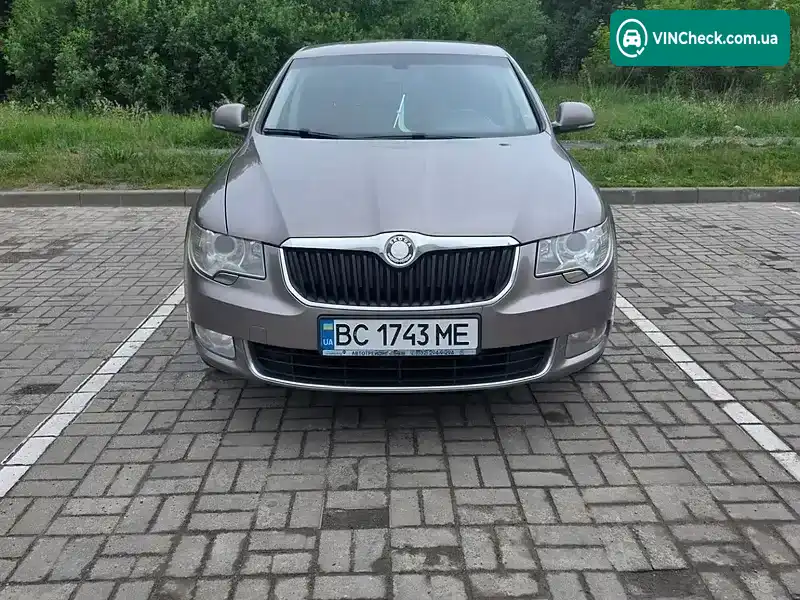 Skoda Superb 2012, фото з оголошення 2 з 21, VIN TMBAB43T6DB300051