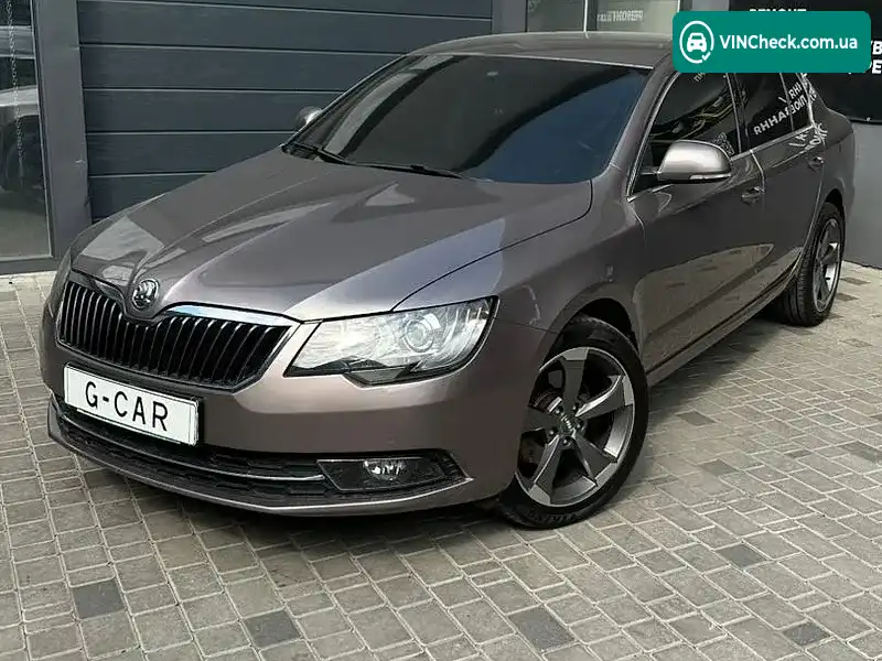 Skoda Superb 2013, фото з оголошення 2 з 18, VIN TMBAB43T4EB300115