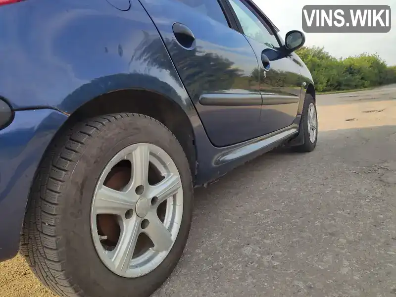 Peugeot 206 2007, фото з оголошення 2 з 15, VIN VF32AKFWA47673955