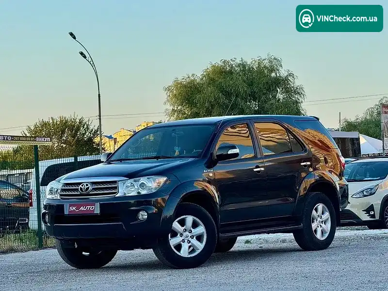 Toyota Fortuner 2010, фото з оголошення 1 з 20, VIN MHFYX59G5B8018708
