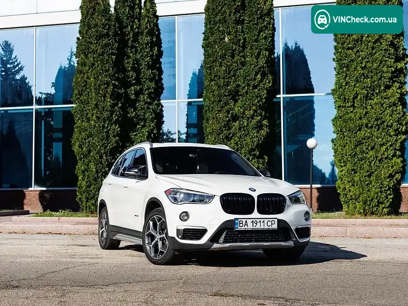 BMW X1 2016, фото з оголошення 1 з 16, VIN WBXHT3Z35H4A53943