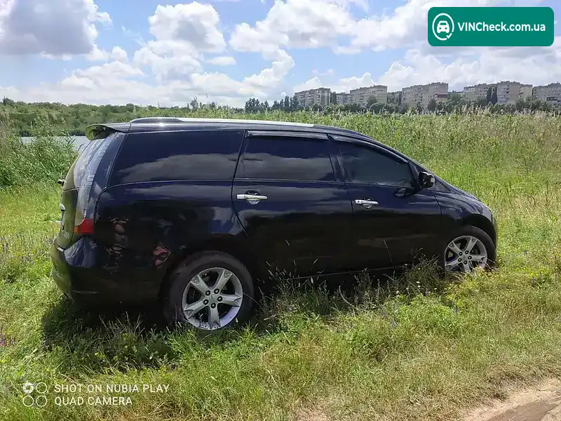 Mitsubishi Grandis 2008, фото з оголошення 2 з 8, VIN JMBLRNA4W8Z002173