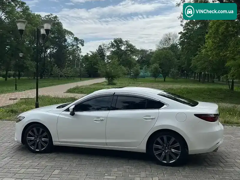 Mazda 6 2018, фото з оголошення 2 з 11, VIN JM1GL1VM4J1318979