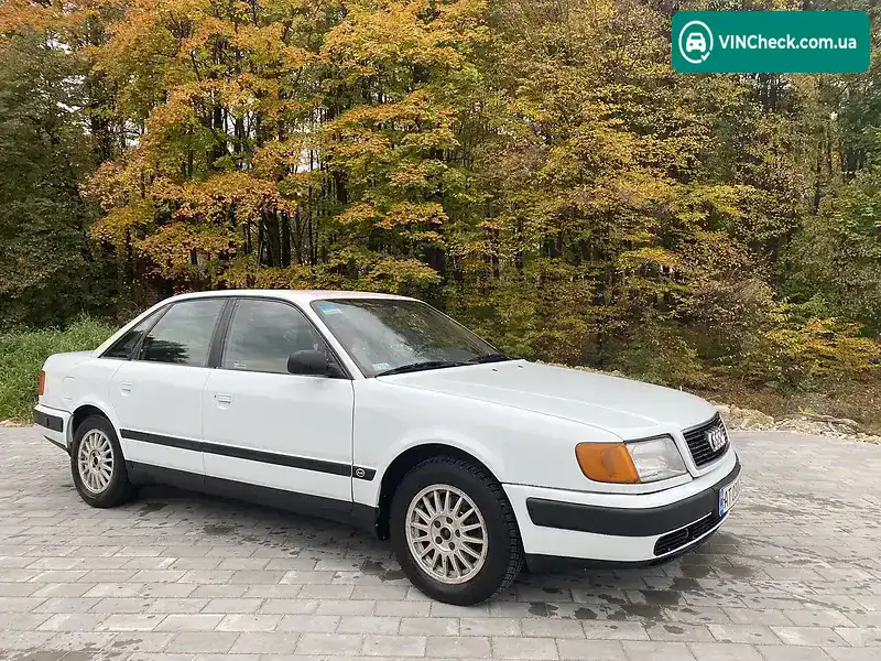 Audi 100 1993, фото з оголошення, VIN WAUZZZ4AZRN007093