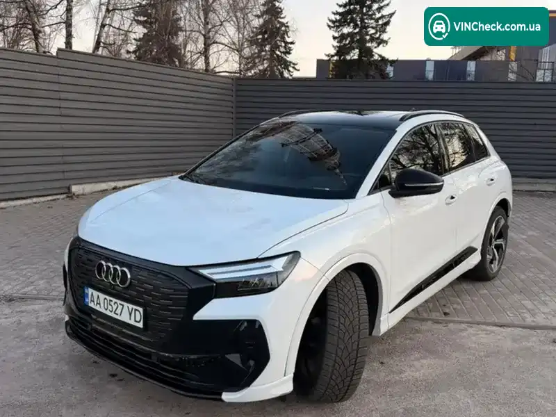 Audi Q4 e-tron 2023, фото з оголошення 1 з 10, VIN LFVVB9G39P5229903