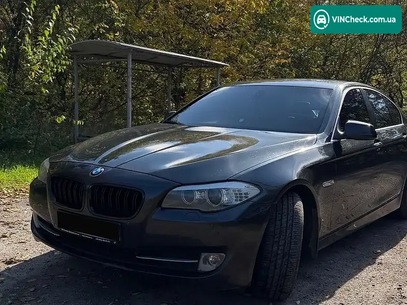 BMW 5 Series 2011, фото з оголошення 2 з 9, VIN WBAFR11070C855245