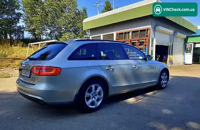Audi A4 2012, фото з оголошення 2 з 9, VIN WAUZZZ8KXDA142411
