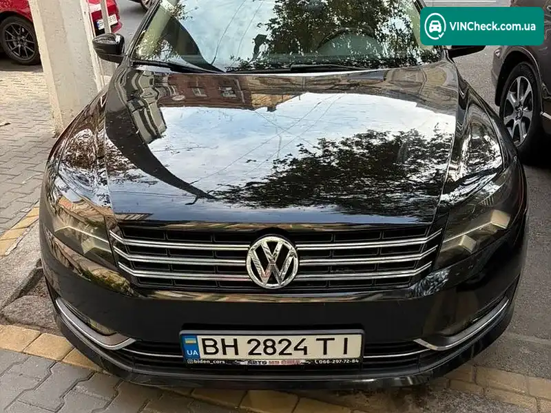 Volkswagen Passat 2012, фото з оголошення 1 з 12, VIN 1VWCN7A3XDC027739
