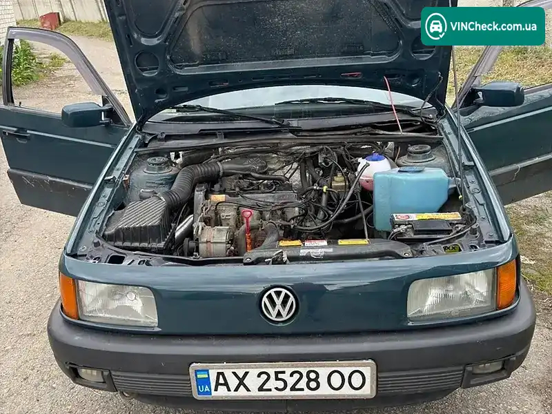 Volkswagen Passat 1991, фото з оголошення 2 з 20, VIN WVWZZZ31ZMB273168