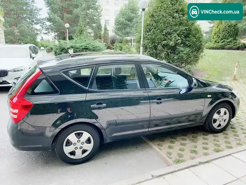Kia Ceed 2007, фото з оголошення 2 з 13, VIN U5YFF52128L016134