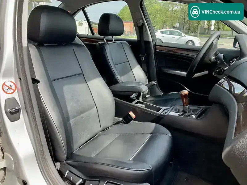BMW 3 Series 2003, фото з оголошення 2 з 20, VIN WBAAS71080CH45342
