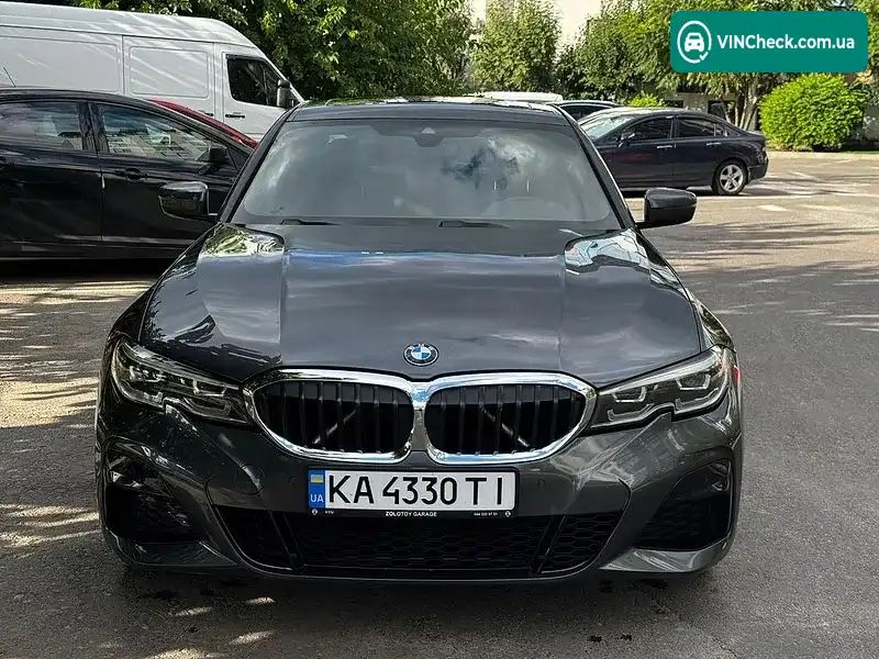 BMW 3 Series 2019, фото з оголошення 2 з 20, VIN WBA5R1C08LFH48106