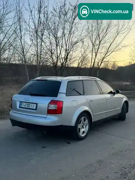 Audi A4 2002, фото з оголошення 2 з 5, VIN WAUZZZ8E72A198376
