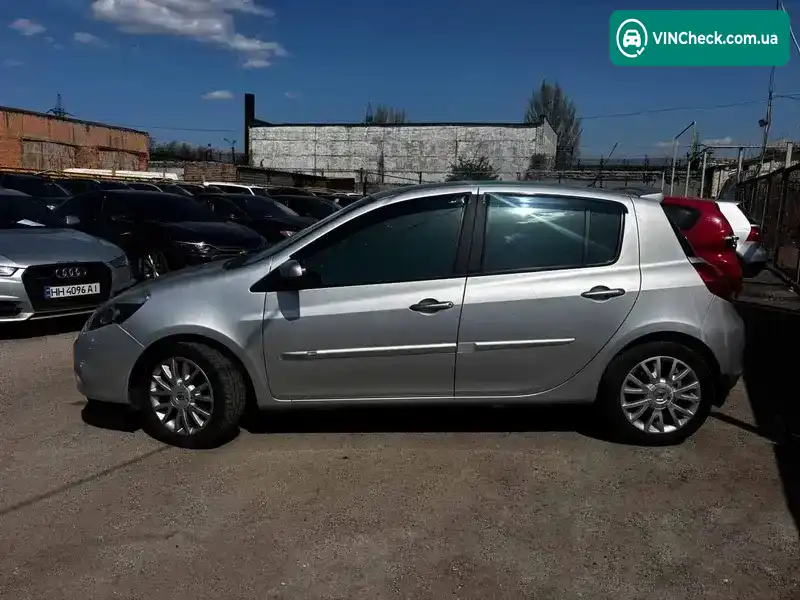 Renault Clio 2011, фото з оголошення 2 з 21, VIN VF1BR2V0H46211403