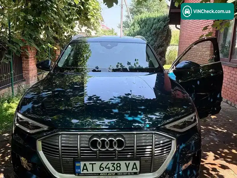 Audi e-tron 2019, фото з оголошення 1 з 14, VIN WAUZZZGE0LB010746