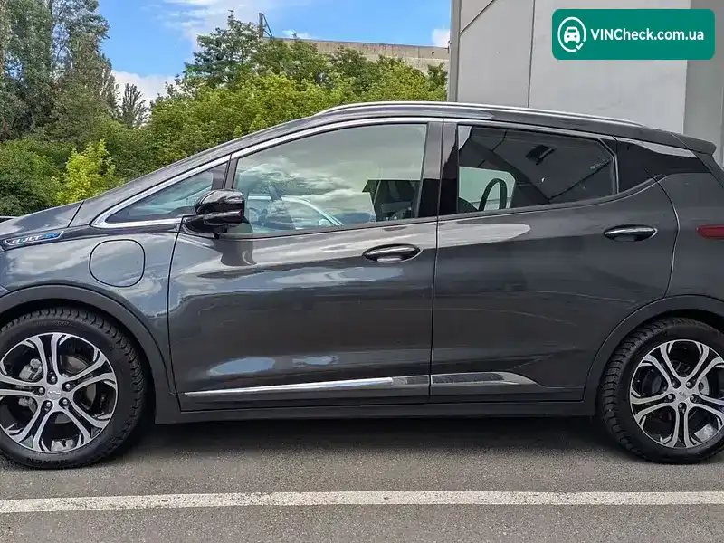 Chevrolet Bolt EV 2021, фото з оголошення 2 з 13, VIN 1G1FZ6S05M4113613