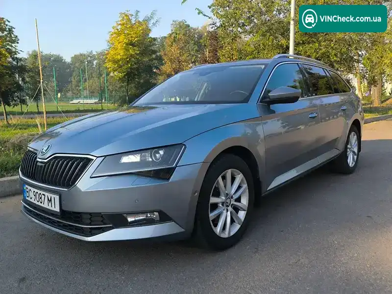 Skoda Superb 2017, фото з оголошення 1 з 19, VIN TMBJH9NPXH7546427