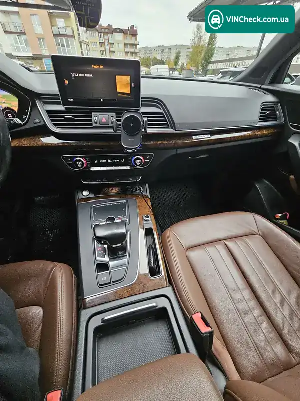 Audi Q5 2017, фото з оголошення 2 з 20, VIN WA1BNAFY8J2087840
