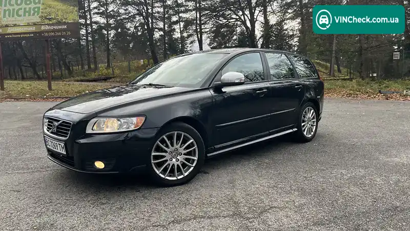 Volvo V50 2009, фото з оголошення 2 з 20, VIN YV1MW76F2A2545940
