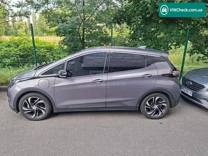 Chevrolet Bolt EV 2023, фото з оголошення 1 з 13, VIN 1G1FX6S09P4133860