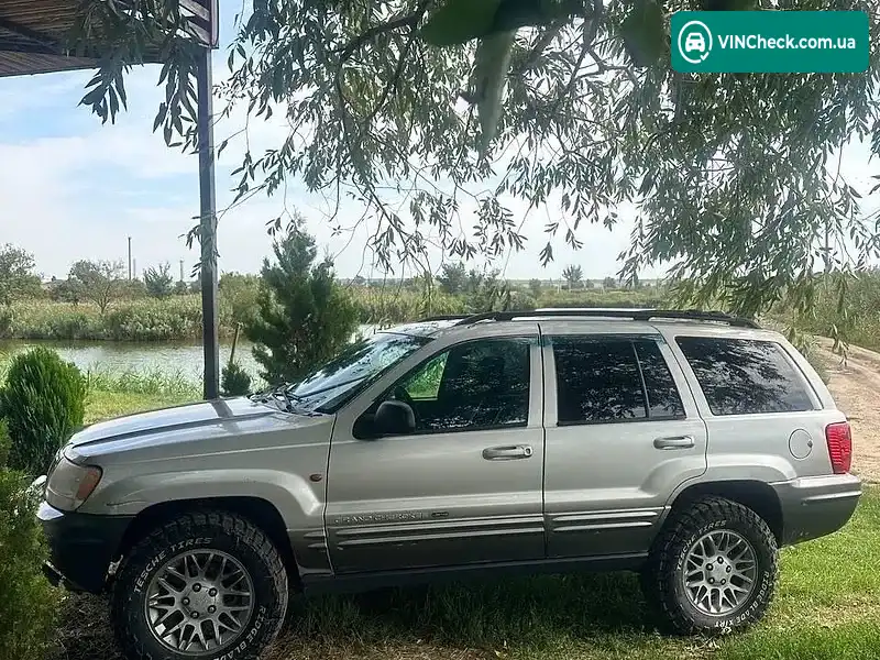 Jeep Grand Cherokee 2002, фото з оголошення 2 з 9, VIN 1J8G2E8A83Y500408