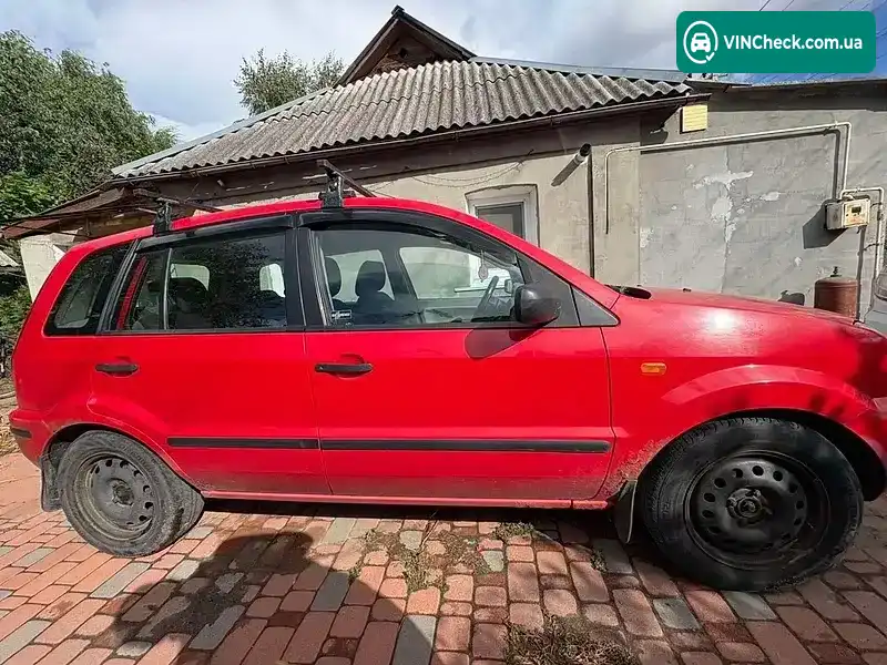 Ford Fusion 2004, фото з оголошення 2 з 10, VIN WF0UXXGAJU5U52947