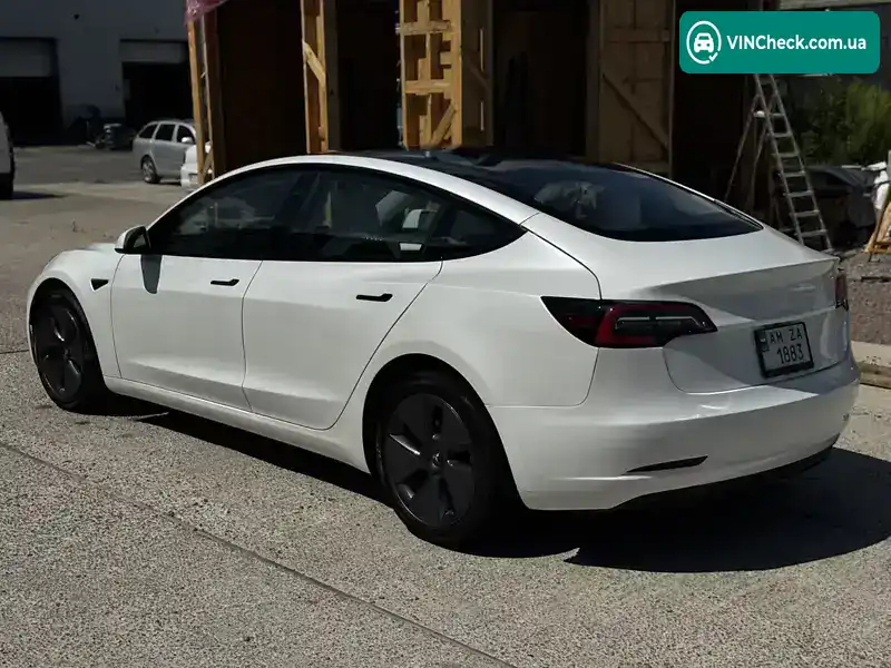 Tesla Model 3 2023, фото з оголошення 2 з 21, VIN 5YJ3E1EA9PF517136