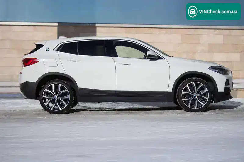 BMW X2 2018, фото з оголошення 2 з 20, VIN WBXYJ3C38JEP76438