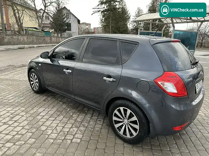 Kia Ceed 2009, фото з оголошення 2 з 18, VIN U5YHB512AAL192359