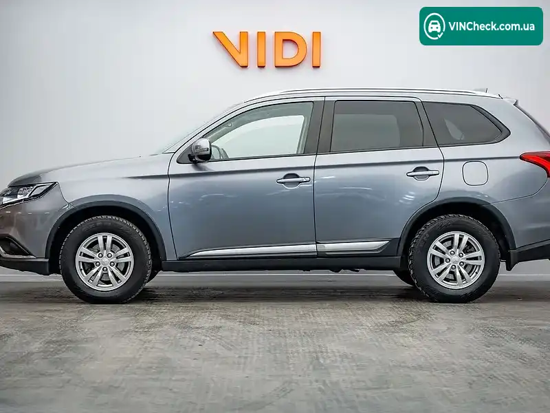 Mitsubishi Outlander 2019, фото з оголошення 2 з 20, VIN JMBXTGF2WKJ000310