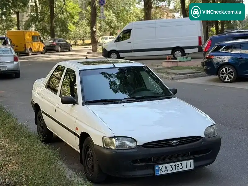 Ford Escort 1997, фото з оголошення 2 з 6, VIN WF0FXXGCAFVR00211