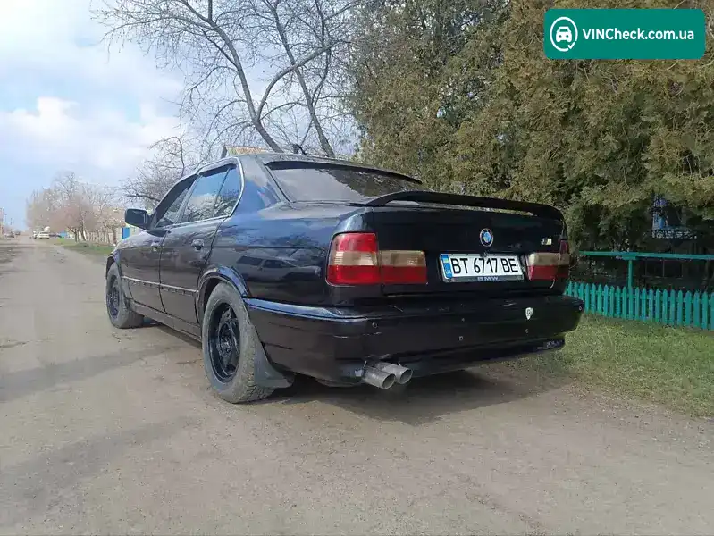 BMW 5 Series 1989, фото з оголошення 2 з 4, VIN WBAHC11060BC55075