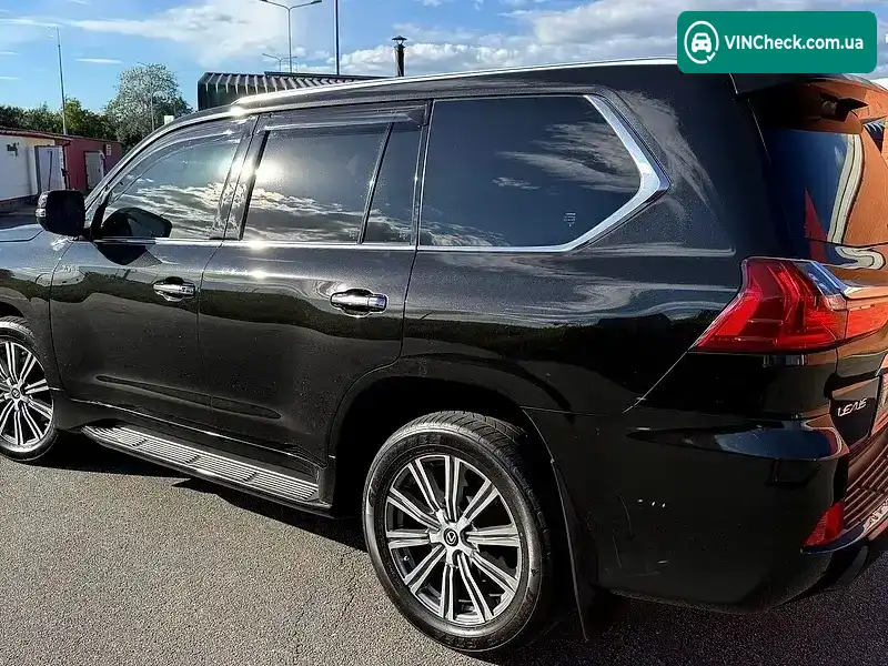 Lexus LX 2017, фото з оголошення 2 з 20, VIN JTJCV00W204005970