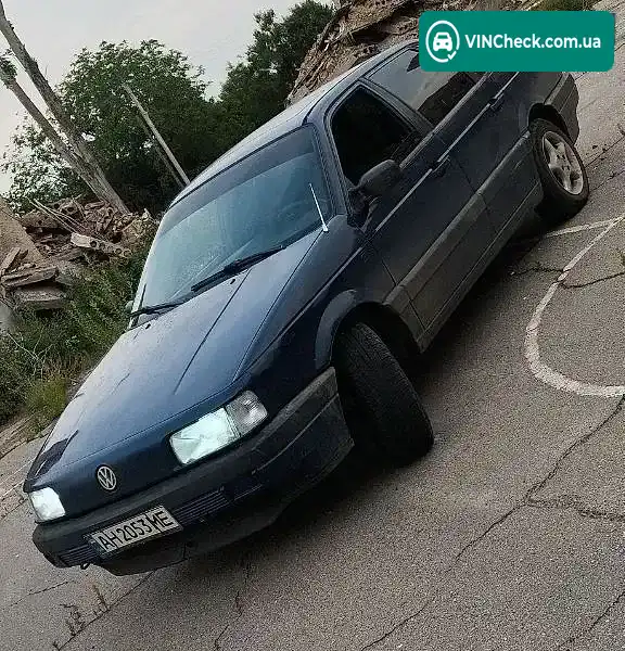 Volkswagen Passat 1992, фото з оголошення 1 з 7, VIN WVWZZZ31ZNE070547