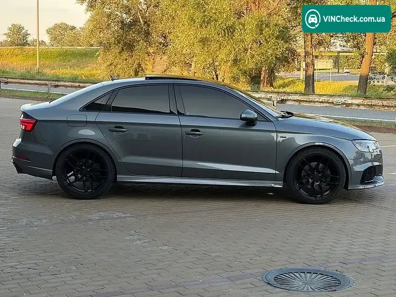 Audi A3 2017, фото з оголошення 2 з 20, VIN WAUJ8GFF3H1021350