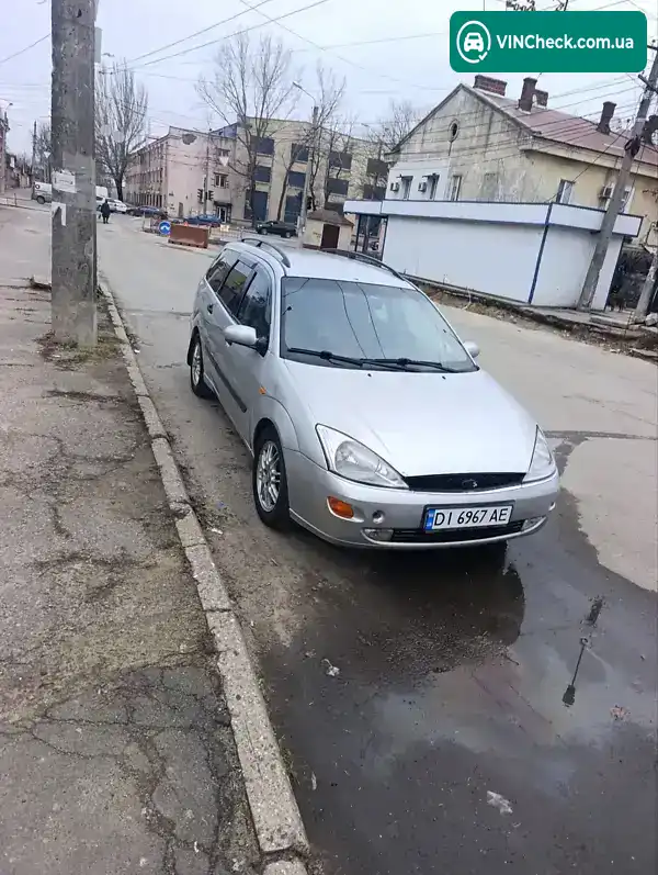 Ford Focus 2001, фото з оголошення 1 з 5, VIN WF0NXXWPDN1R50980