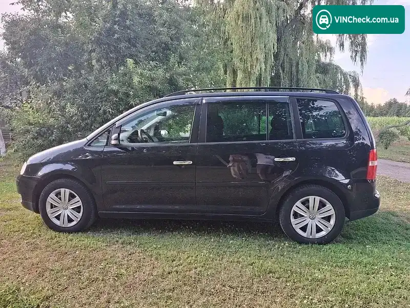 Volkswagen Touran 2006, фото з оголошення 1 з 11, VIN WVGZZZ1TZ6W231408