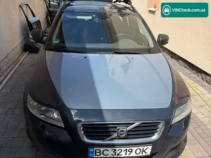 Volvo V50 2010, фото з оголошення 1 з 20, VIN YV1MW76F2A2579131