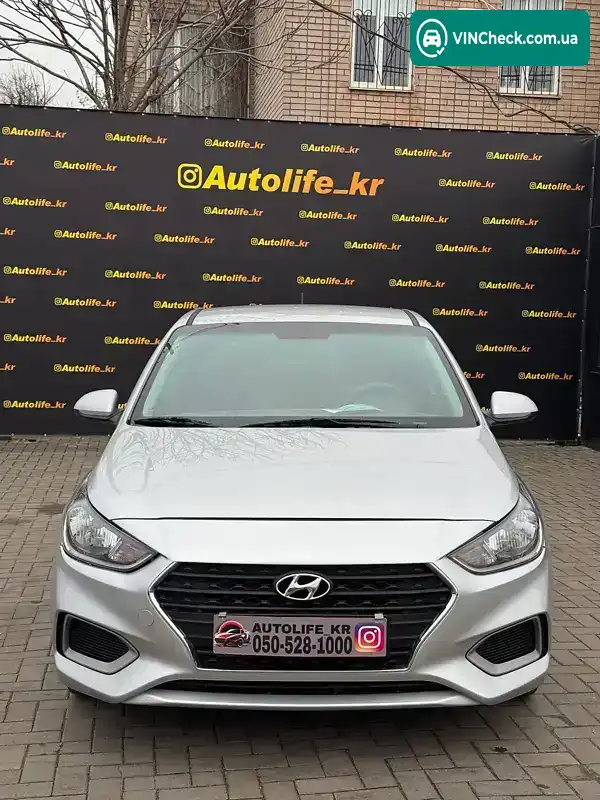 Hyundai Accent 2018, фото з оголошення 2 з 16, VIN 3KPC24A31JE028065
