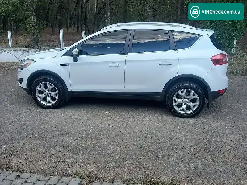 Ford Kuga 2012, фото з оголошення 2 з 14, VIN WF0RXXGCDRCG76339