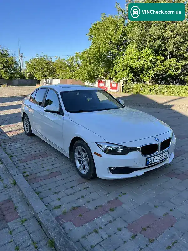 BMW 3 Series 2013, фото з оголошення 2 з 16, VIN WBA3D3C54EK155475