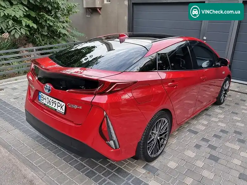 Toyota Prius 2019, фото з оголошення 2 з 20, VIN JTDKARFP0L3136761