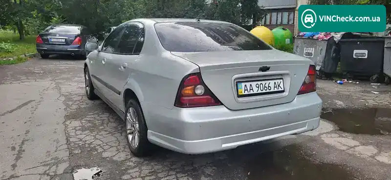 Chevrolet Evanda 2005, фото з оголошення 2 з 10, VIN KL1LF69Z15B177697
