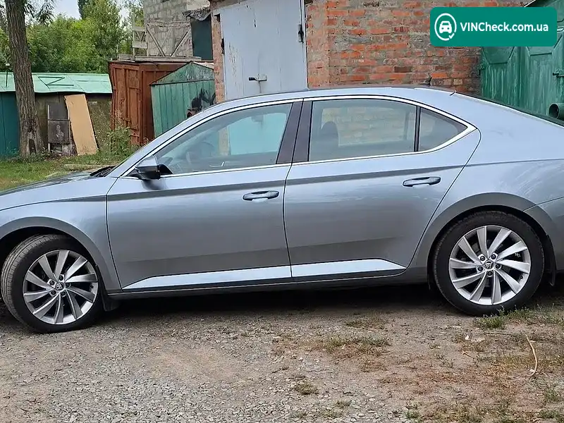 Skoda Superb 2019, фото з оголошення 2 з 20, VIN TMBAD8NP1KB300215