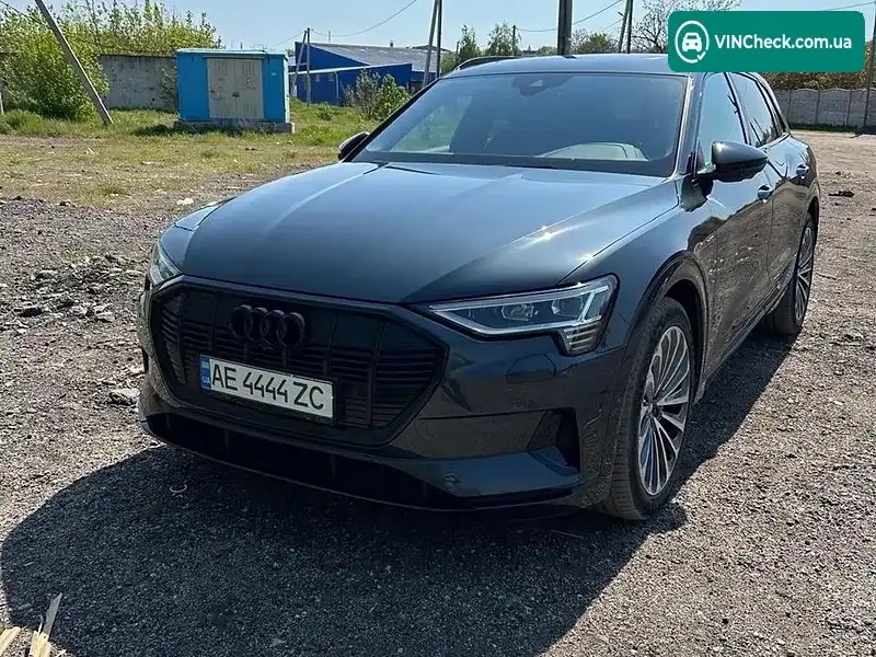 Audi e-tron 2020, фото з оголошення 1 з 8, VIN WAUZZZGE7MB000555