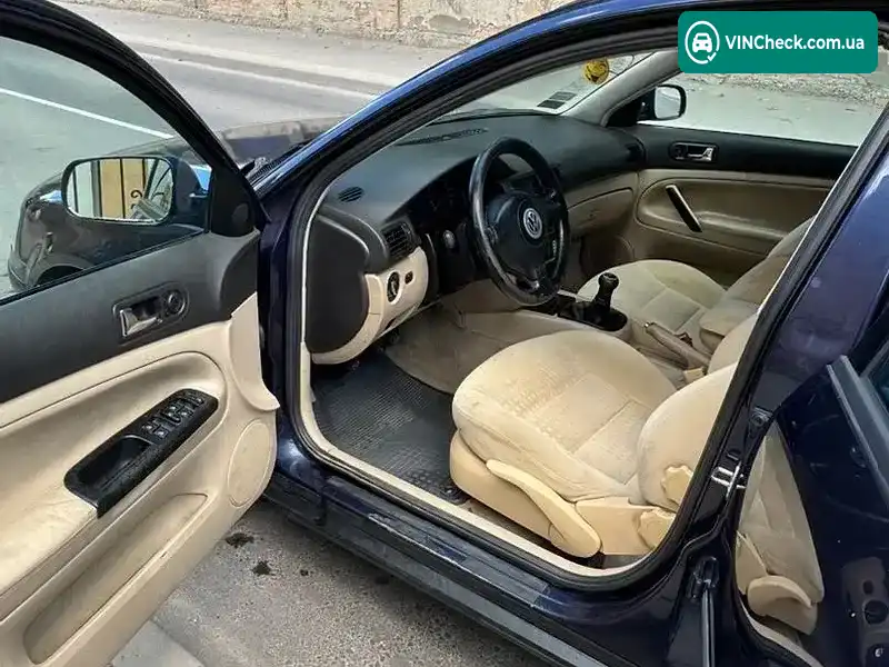 Volkswagen Passat 1998, фото з оголошення 1 з 18, VIN WVWZZZ3BZWE381795